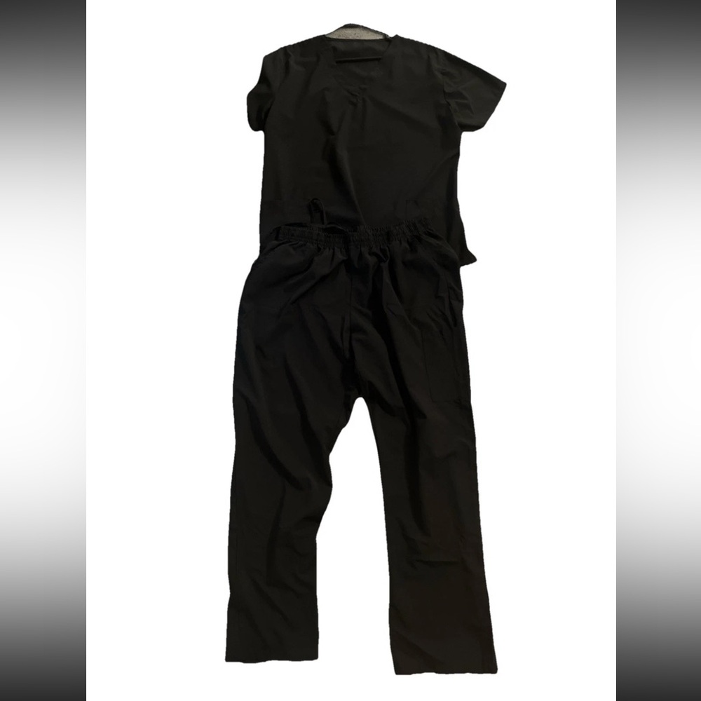 Green Town 4 Flex Women's V-Neck Scrubs 3 Set - Black, Charcoal, Navy - Picture 5 of 12